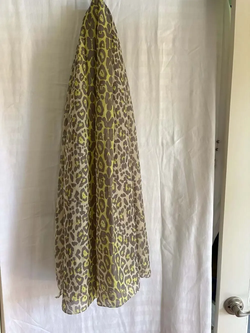 Nine West Leopard Animal Print Scarf Lime Green Gray Long Lightweight